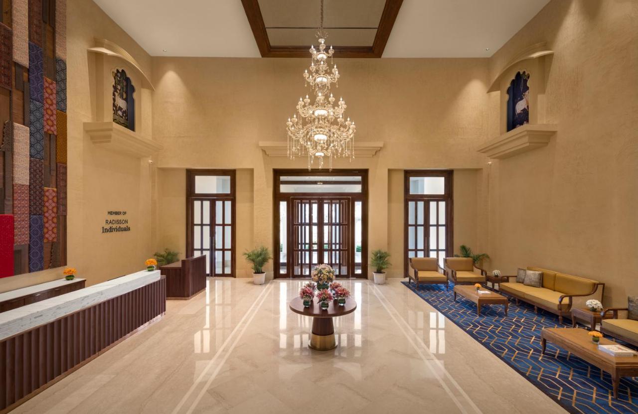 Uday Palace Navsari, A Member Of Radisson Individuals Екстер'єр фото